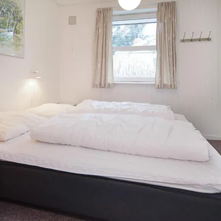 Nice Home In Blavand With Sauna Holiday home *