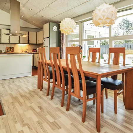 Nice Home In Blavand With Sauna Blavand