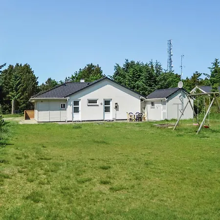 Nice Home In Blavand With Sauna *